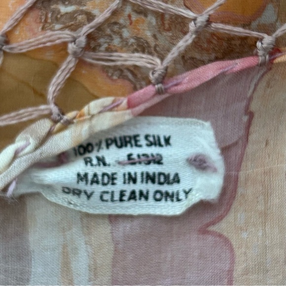 •Hand painted Handmade Silk Fringed Boho Scarf Wrap NWOT 41”x42” Made in India - Picture 8 of 14